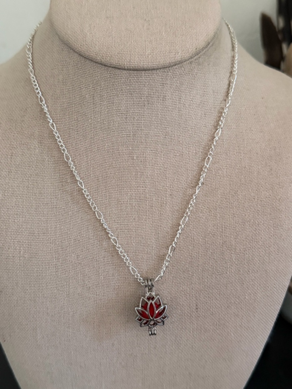Vintage Silver Lotus Flower & Floating Red Gemstone Necklace